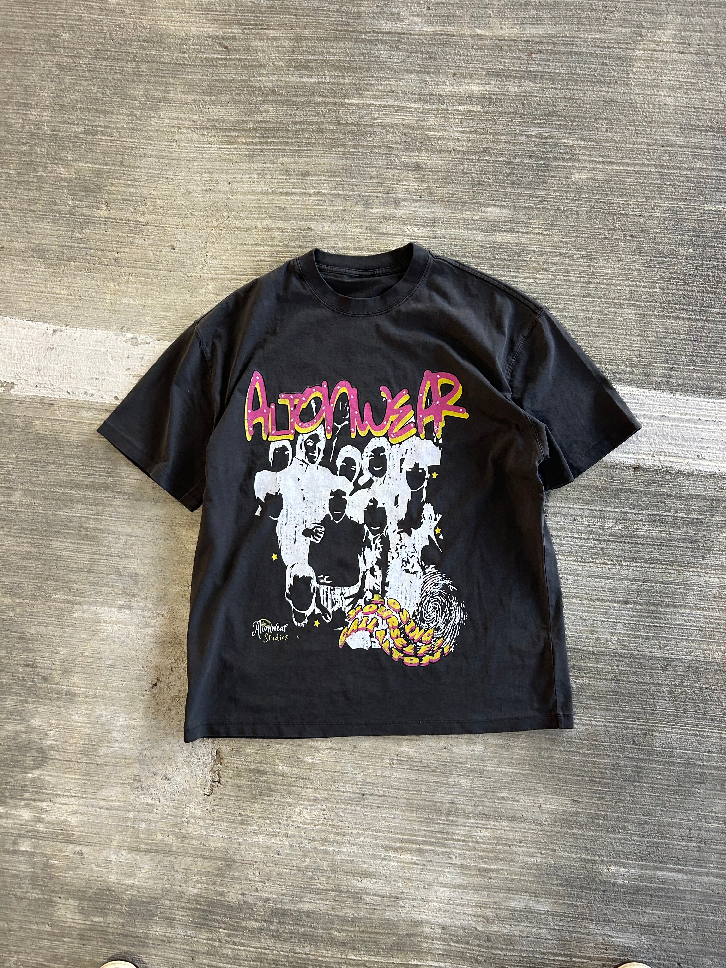 AltonWear Washed Graphic Tee